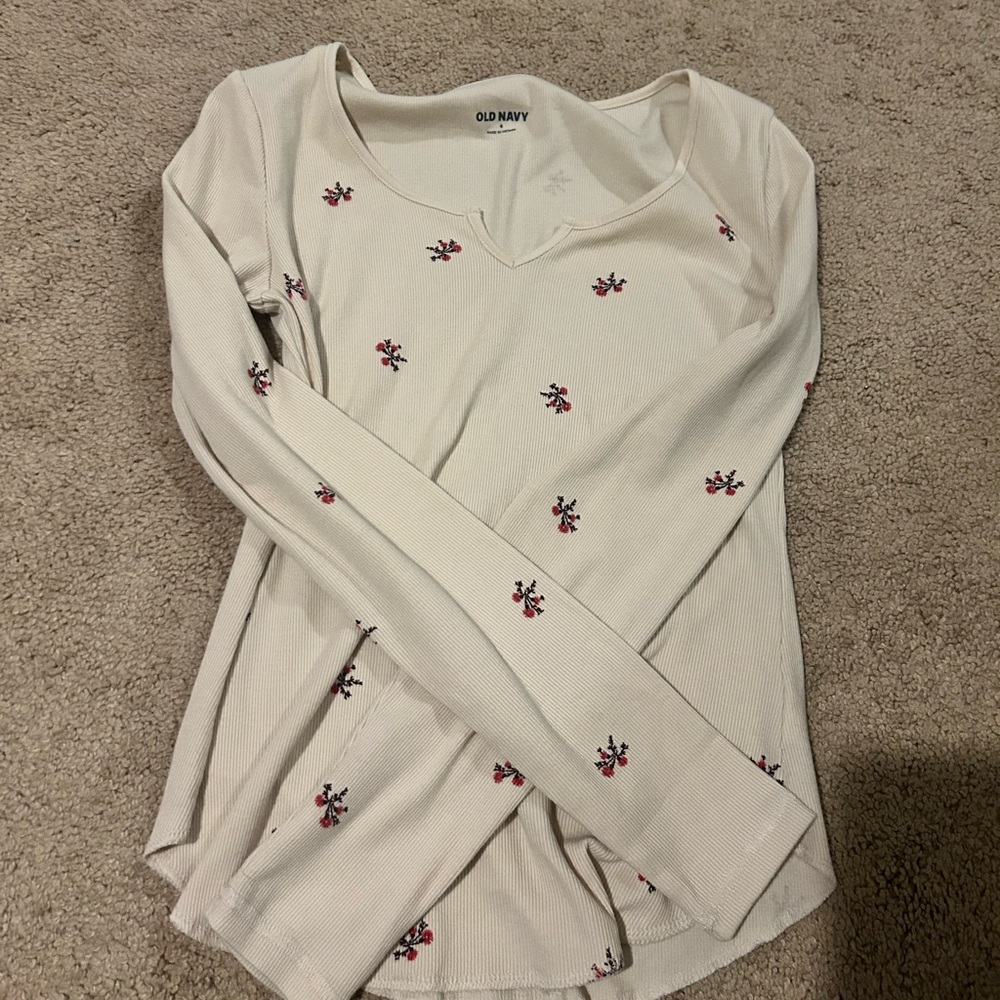 Old navy basic tee
